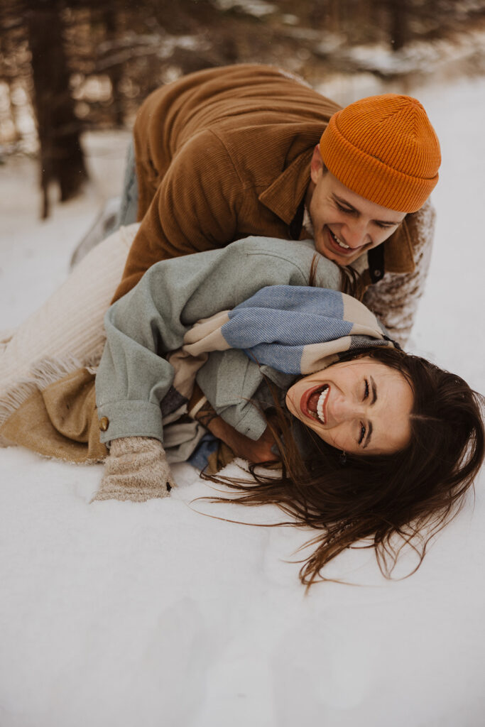 Snowy engagement photoshoot in Black Beach North Shore, Minnesota